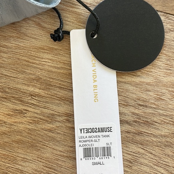 NWT Amuse Society Romper size Small - Picture 9 of 12